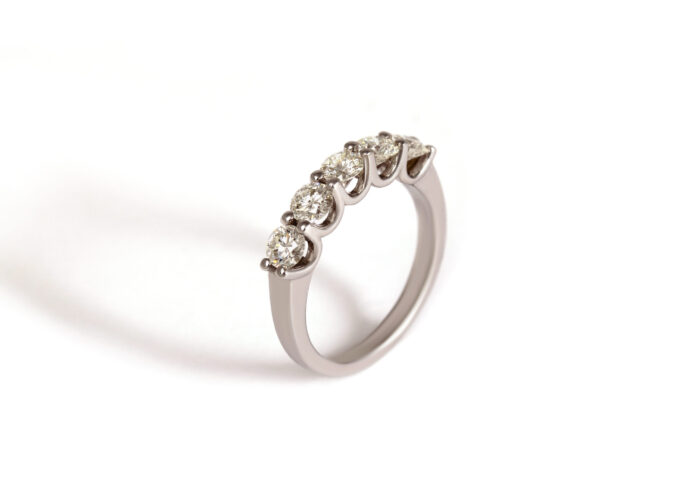 Crown – Bild 6